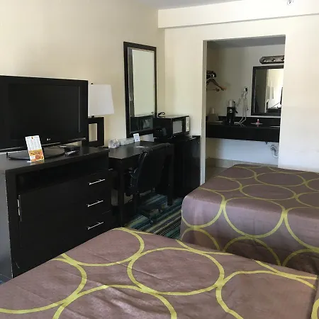 Super 8 By Wyndham Augusta Motel Esterno foto